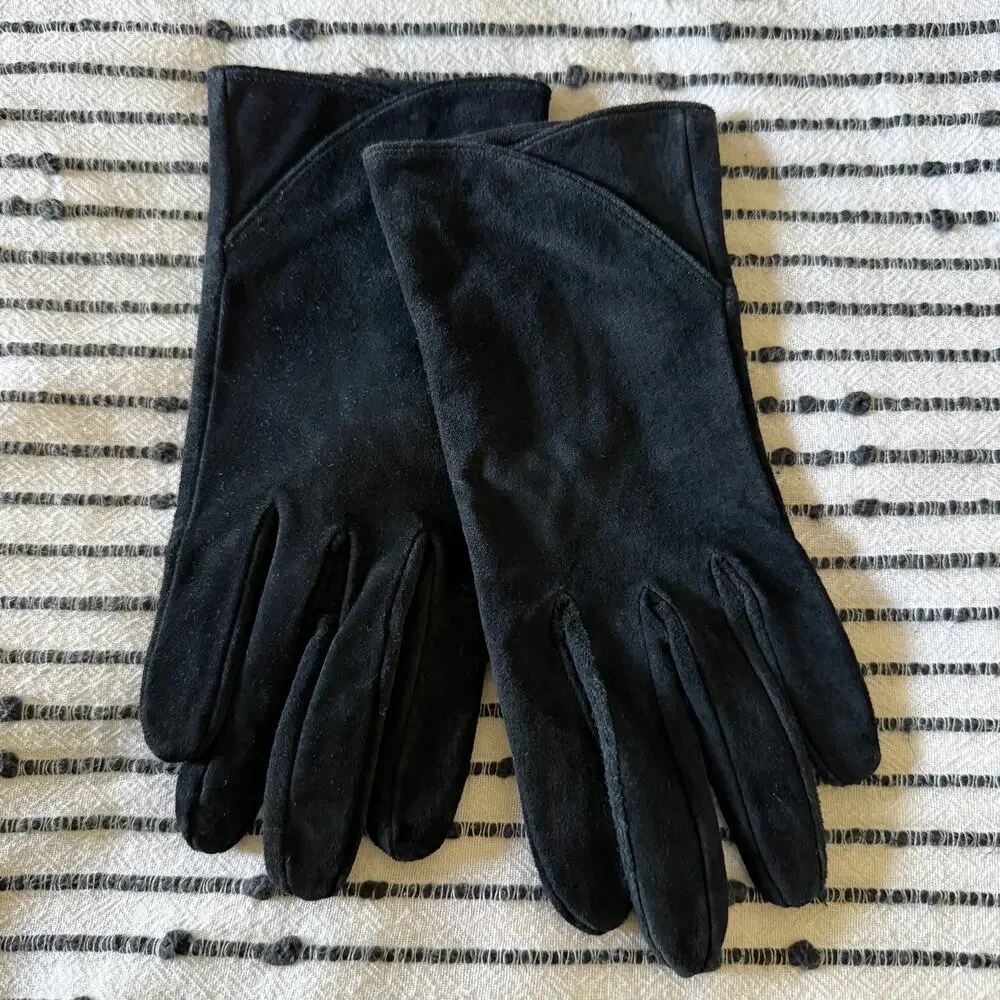 1960s Vintage Lightweight Suede Black Unlined Gloves Tulip Wrist approx Size 7.5
